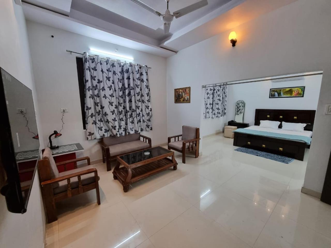 Leela Homestay Jabalpur - Lily - 2 Bhk Luxury Appartment المظهر الخارجي الصورة