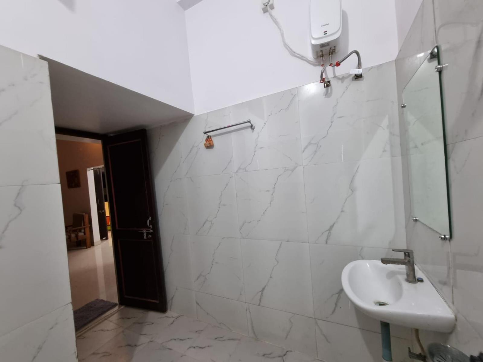 Leela Homestay Jabalpur - Lily - 2 Bhk Luxury Appartment المظهر الخارجي الصورة